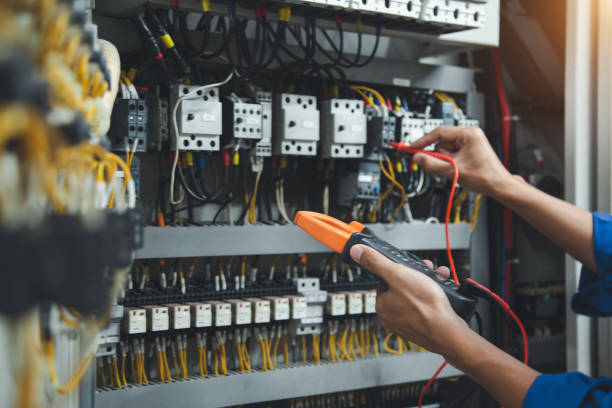 Best Licensed Electrician  in Ashland, OR